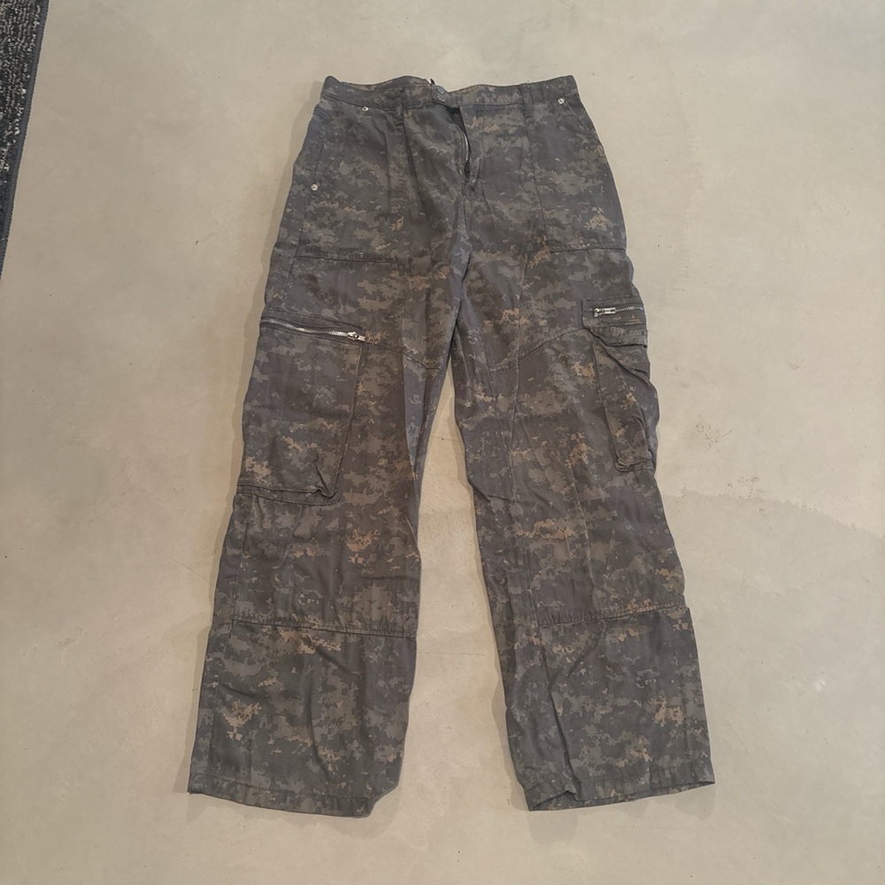 Forever 21 Gray and Brown Cargo Pants